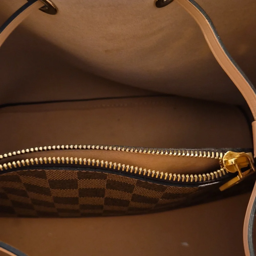 Louis Vuitton Neo Noe Rose Pink Poudre Leather Shoulder Bag - Picture 2 of 4